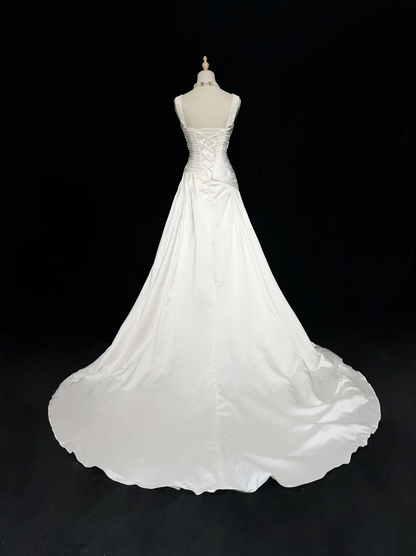 Unique Wedding Dress A Line V Neck White Satin Beads 90s Wedding Dresses Vintage Bridal Gowns DH1163