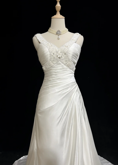 Unique Wedding Dress A Line V Neck White Satin Beads 90s Wedding Dresses Vintage Bridal Gowns DH1163