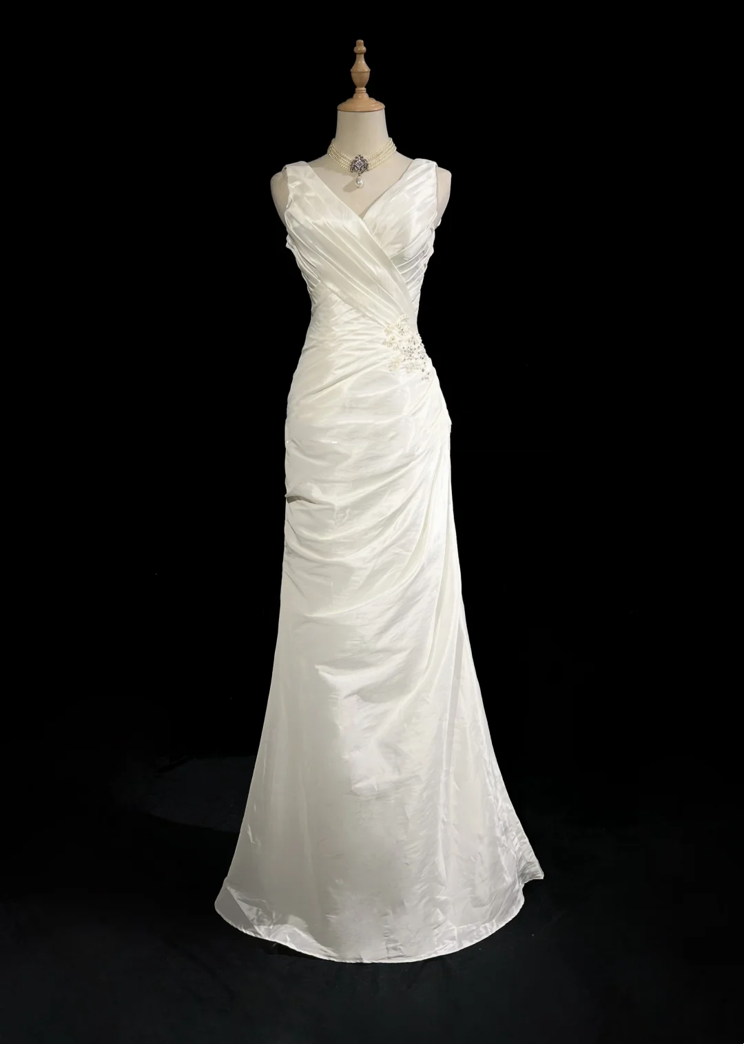 Unique Wedding Dress Mermaid V Neck White Taffeta Appliques 90s Wedding Dresses Vintage Bridal Gowns DH1165