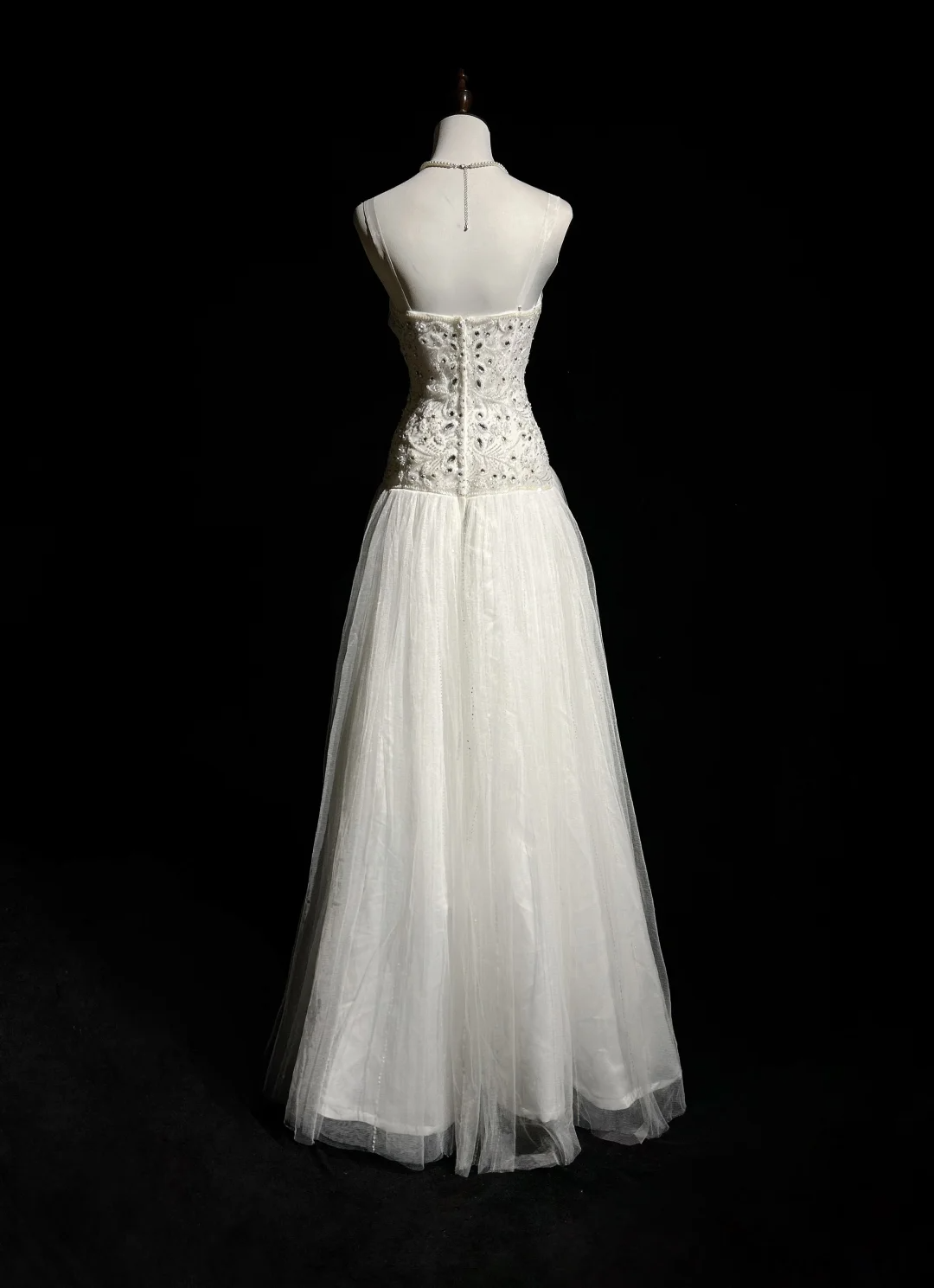 Unique Bridal Dress A Line V Neck White Tulle Long 90s Wedding Dresses Vintage Bride Dress Bridal Gowns DH1256