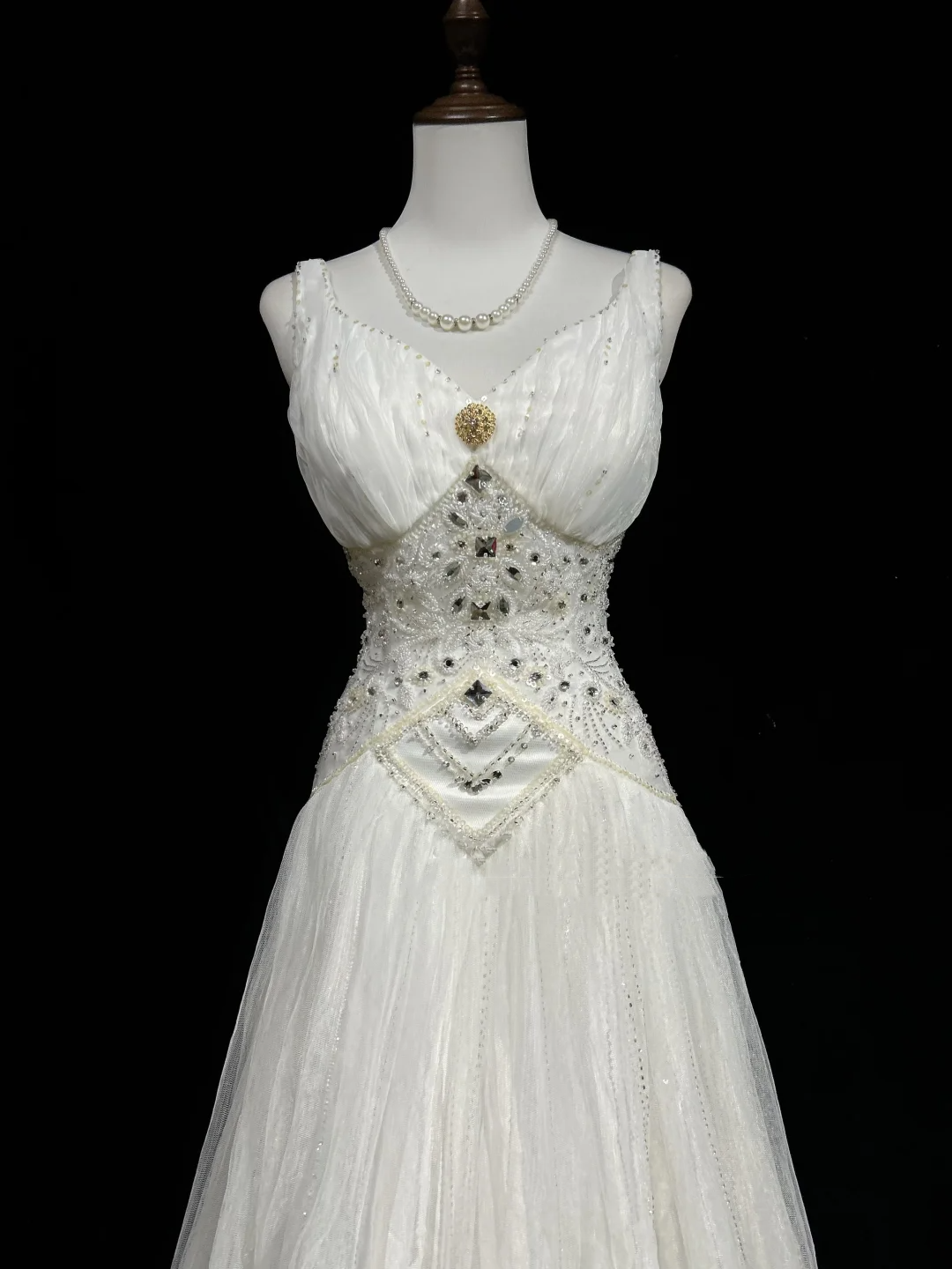 Unique Bridal Dress A Line V Neck White Tulle Long 90s Wedding Dresses Vintage Bride Dress Bridal Gowns DH1256