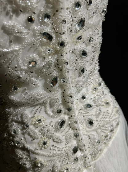 Unique Bridal Dress A Line V Neck White Tulle Long 90s Wedding Dresses Vintage Bride Dress Bridal Gowns DH1256