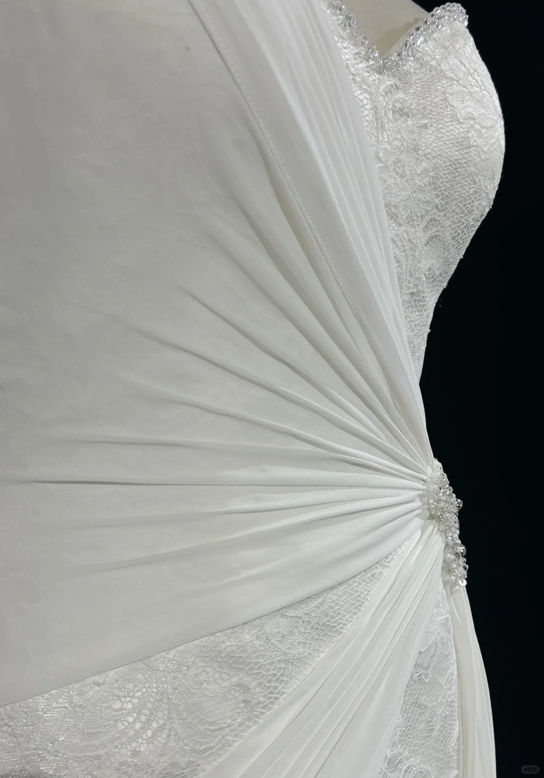 Unique Bridal Dress Mermaid One Shoulder Chiffon White Lace Wedding Dress With Beads 90s Wedding Dresses Vintage Bride Dress Bridal Gowns DH1264