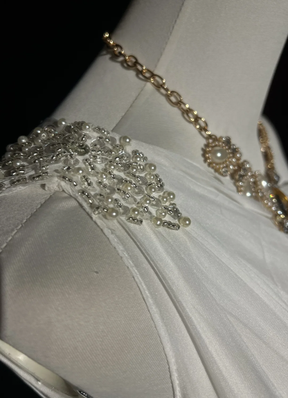 Unique Bridal Dress A line One Shoulder Chiffon White Wedding Dress With Beads 90s Wedding Dresses Vintage Bride Dress Bridal Gowns DH1268