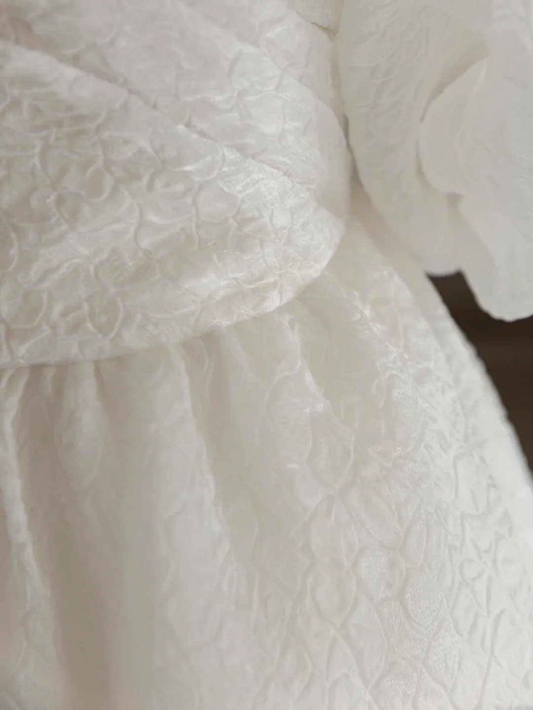 Princess Bridal Dress Ball Gown Off The Shoulder Satin Wedding Dress With Short Sleeves Wedding Dresses Modest Wedding Gowns DH1290