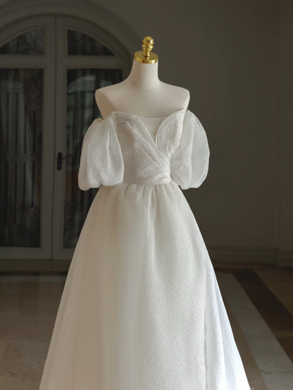 Princess Bridal Dress Ball Gown Off The Shoulder Satin Wedding Dress With Short Sleeves Wedding Dresses Modest Wedding Gowns DH1290