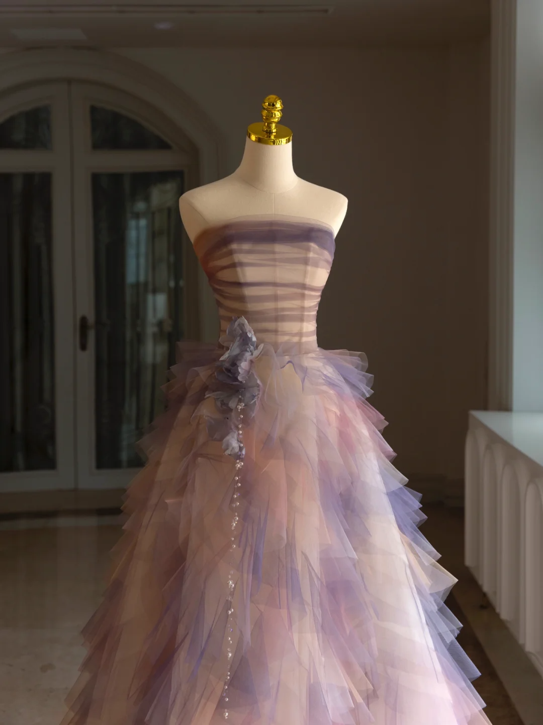 Luxury Ball Gown Strapless Sleeveless Tulle Quinceanera Dress Formal Gowns Vestido De 15 Anos Sweet 16 Dress DH1293