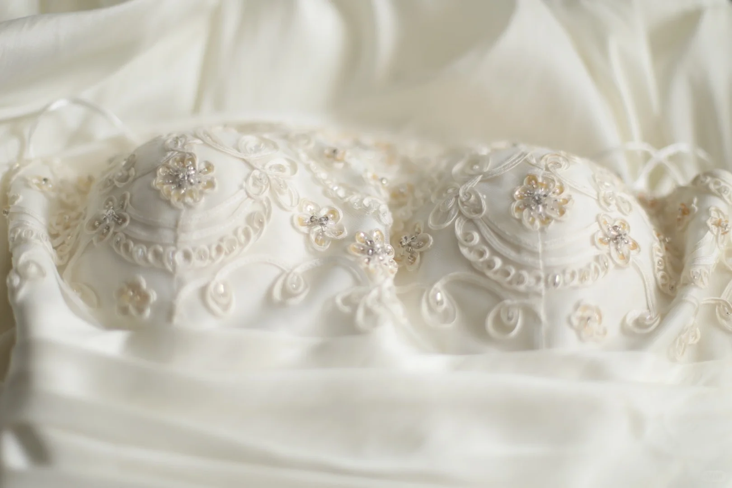 Retro A Line Spaghetti Straps White Satin Mini Short Formal 8th Grade Homecoming Dresses Summer Middle School Hoco Dress 18th Birthday Outfits DH1305