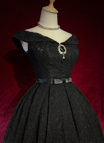 Vintage Ball Gown Off The Shoulder Black Lace Formal 8th Grade Homecoming Dresses Middle School Short Prom Dress Hoco Outfits DH1445