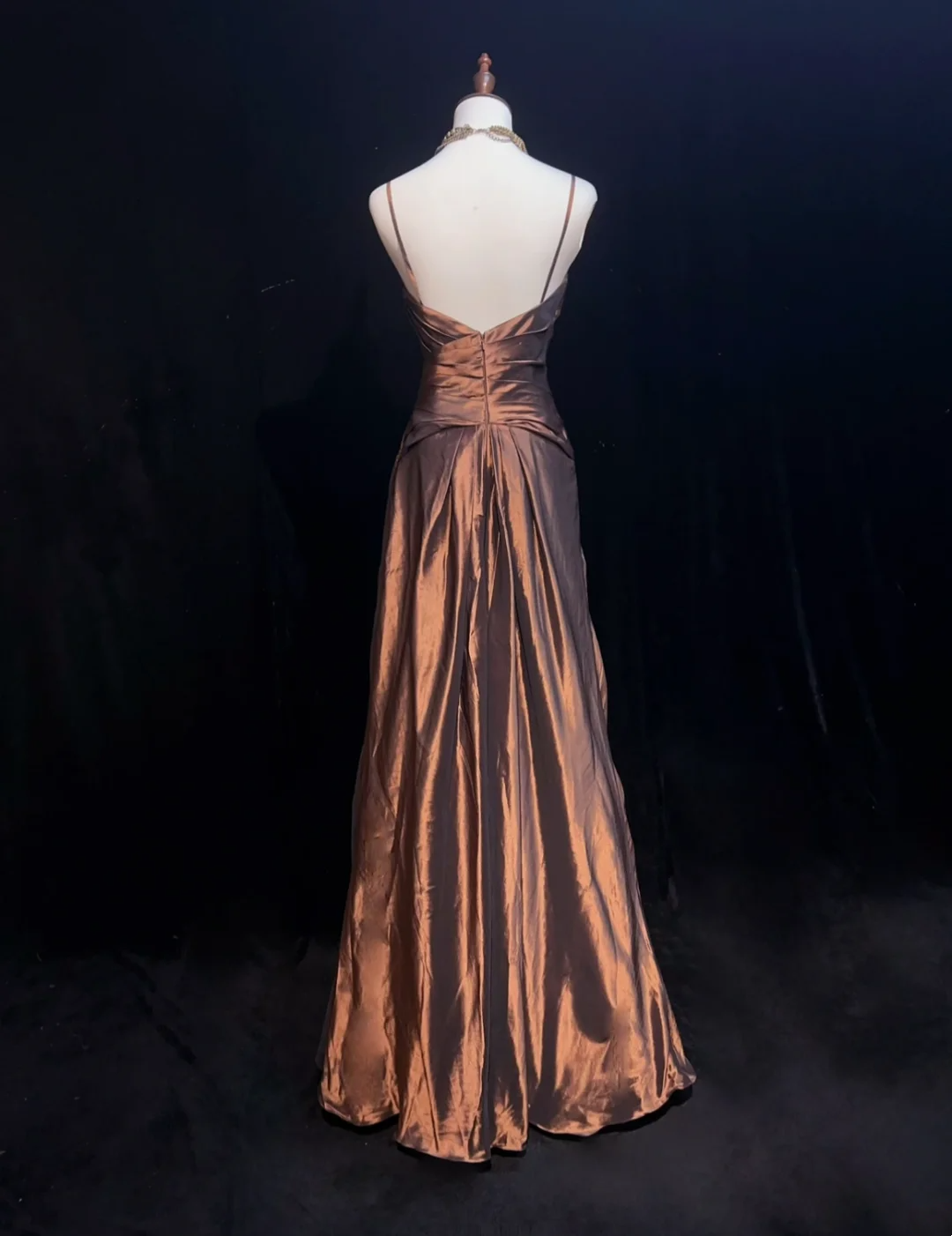 Pretty A line Spaghetti Straps Brown Taffeta Long Prom Dresses Party Dress Summer 20th Birthday Outfits 18th Birthday Dresses DH1470