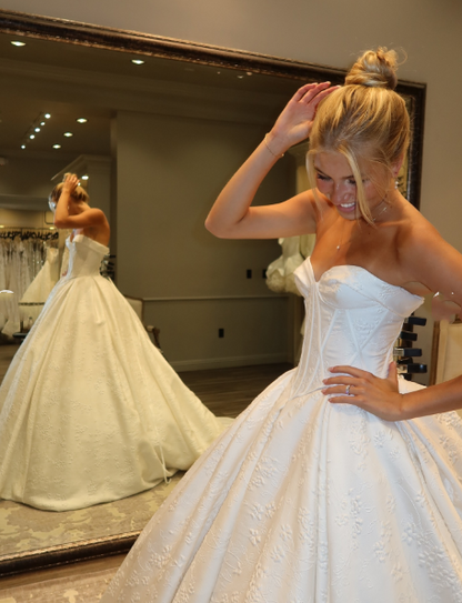 Retro Ball Gown Sweetheart Sleeveless White Satin Wedding Dress Modest Wedding Dresses Princess Wedding Gowns DH1476