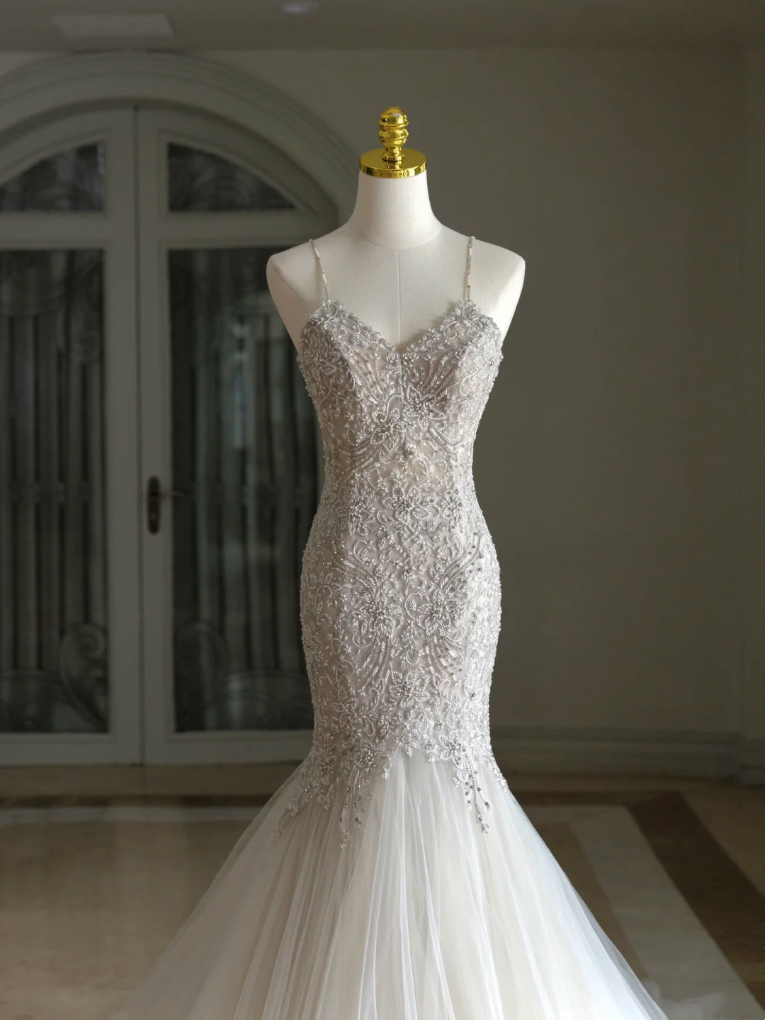 Luxury Mermaid Spaghetti Straps Lace White Wedding Dress Modest Wedding Dresses Princess Wedding Gowns DH1556
