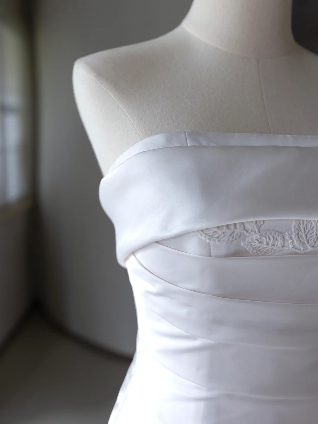 Simple Mermaid Strapless Satin White Tulle Wedding Dress Modest Wedding Dresses Princess Wedding Gowns DH1560