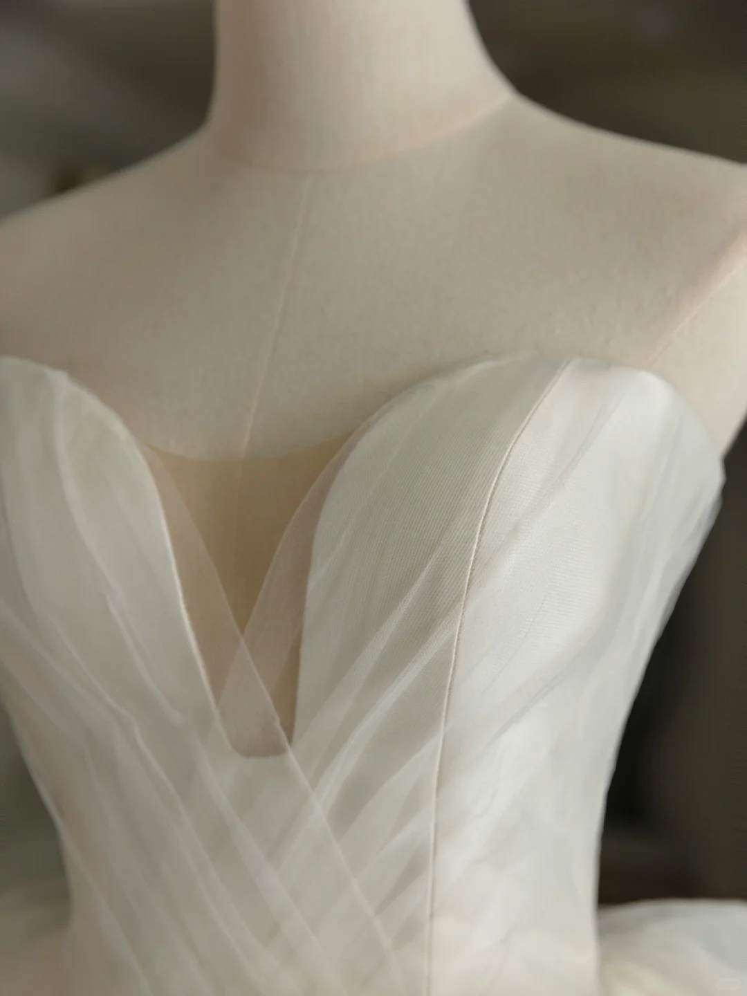 Princess Bridal Dress Ball Gown Sweetheart Tulle White Wedding Dress Long Wedding Dresses Modest Wedding Gowns DH1565