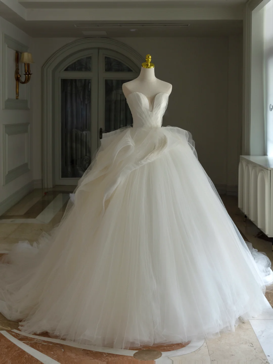 Princess Bridal Dress Ball Gown Sweetheart Tulle White Wedding Dress Long Wedding Dresses Modest Wedding Gowns DH1565