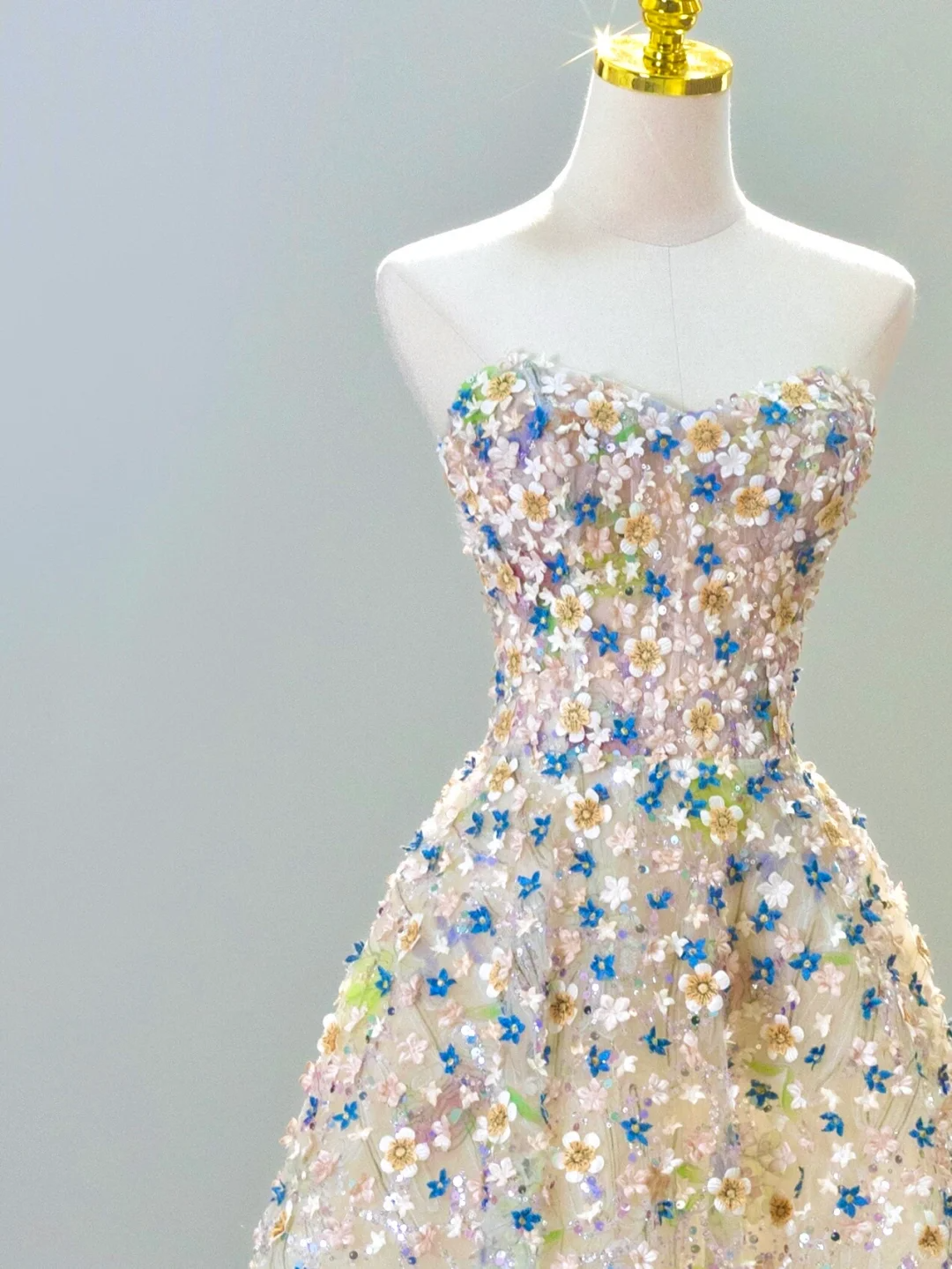 Princess Bridal Dress A Line Sweetheart Lace Wedding Dress With Flowers Wedding Dresses Modest Wedding Gowns DH1615