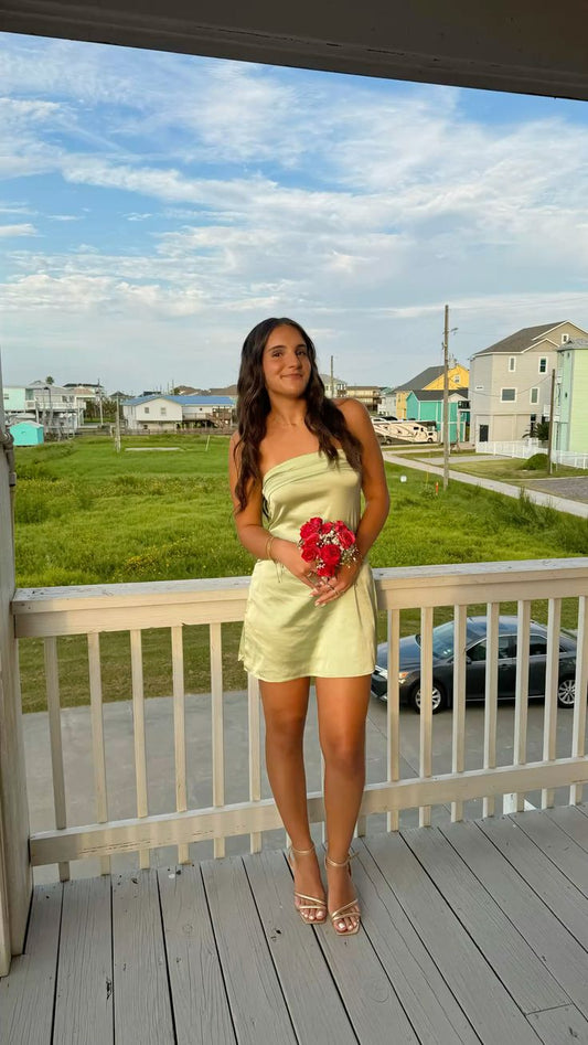 Classic Hoco Dresses A line Strapless Sage Green Short Satin Mini Formal 8th Grade Homecoming Dresses Middle School 18th Birthday Outfits Hoco Outfit DH1725