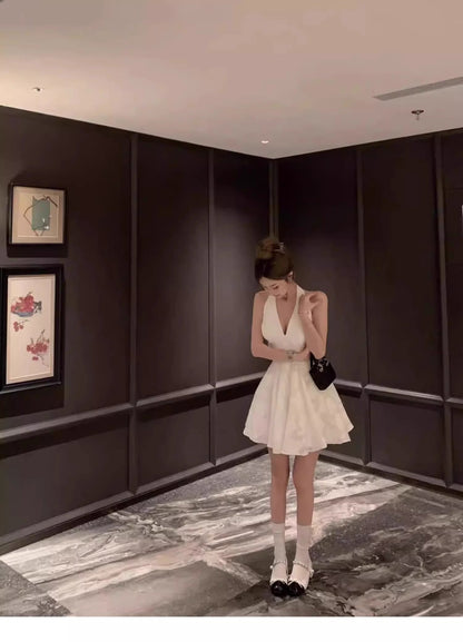 Classy A Line Halter White Lace Satin Short Mini Formal 8th Grade Homecoming Dresses Middle School Hoco Court Dress 16th Birthday Dress Hoco Outfits DH1798