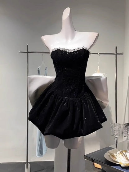 Cute A Line Sweetheart Black Velvet Short Mini Formal 8th Grade Homecoming Dresses Middle School Hoco Court Dress 18th Birthday Dress Hoco Outfits DH1800