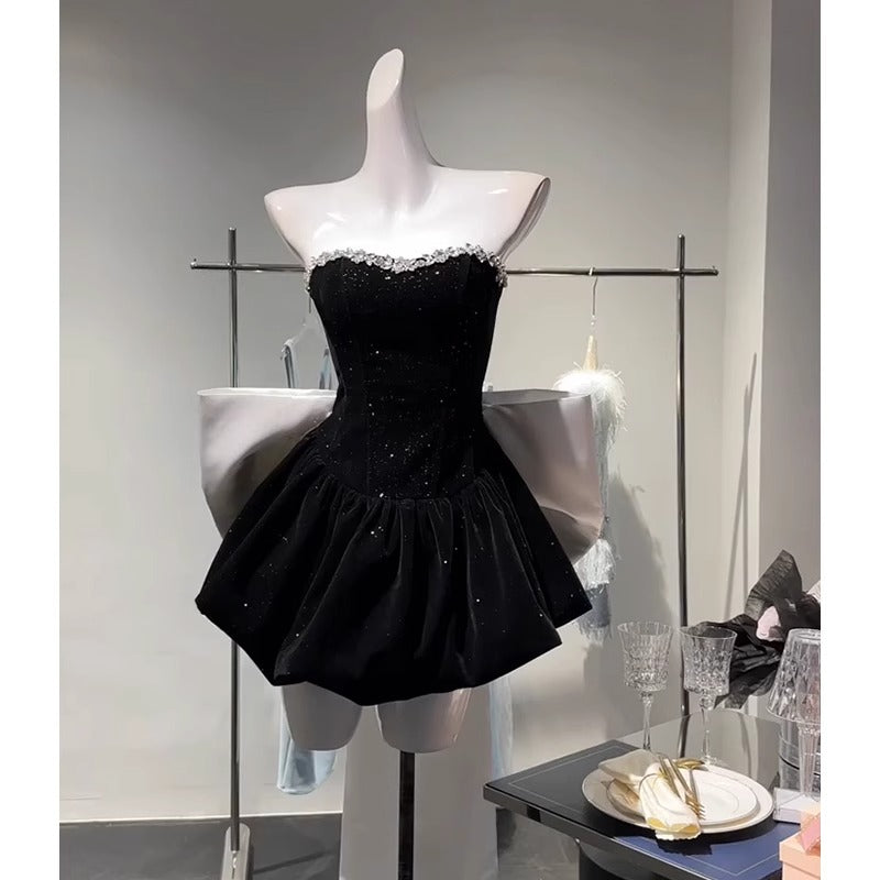 Cute A Line Sweetheart Black Velvet Short Mini Formal 8th Grade Homecoming Dresses Middle School Hoco Court Dress 18th Birthday Dress Hoco Outfits DH1800