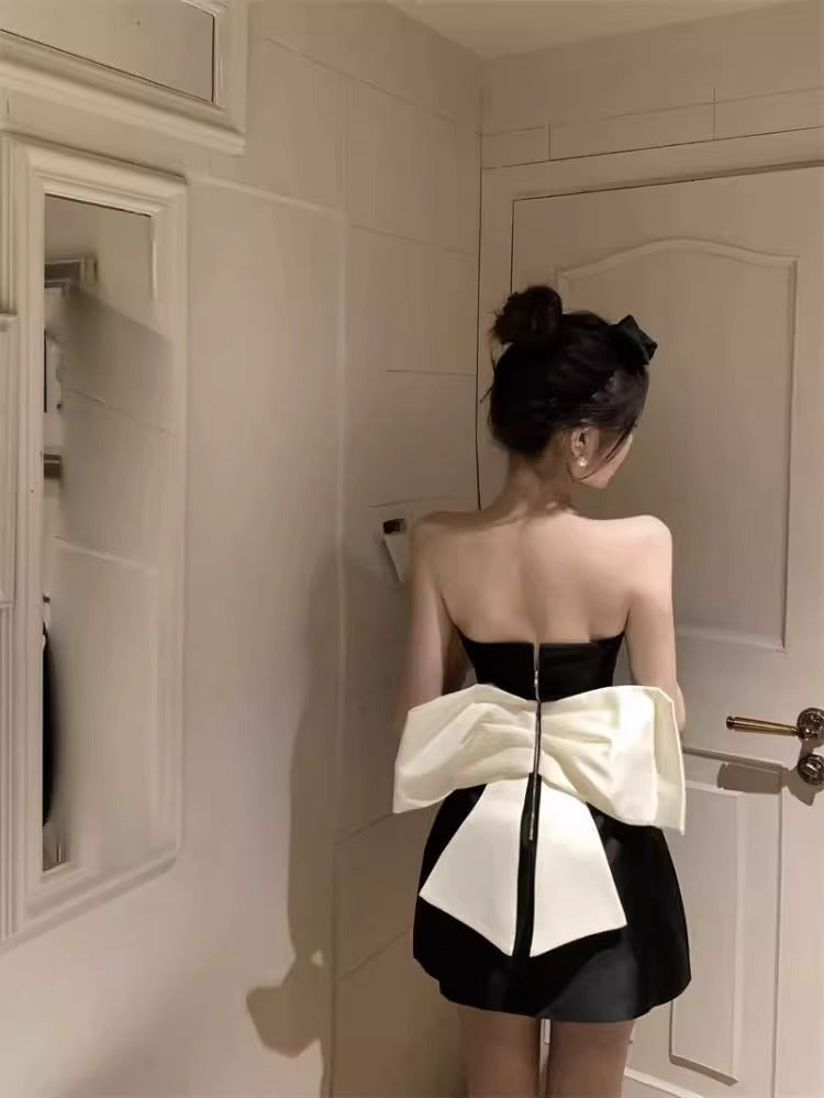 Classy A Line Strapless Little Black Dress Short Mini Formal 8th Grade Homecoming Dresses Middle School Hoco Court Dress 21st Birthday Dress Hoco Outfits DH1881