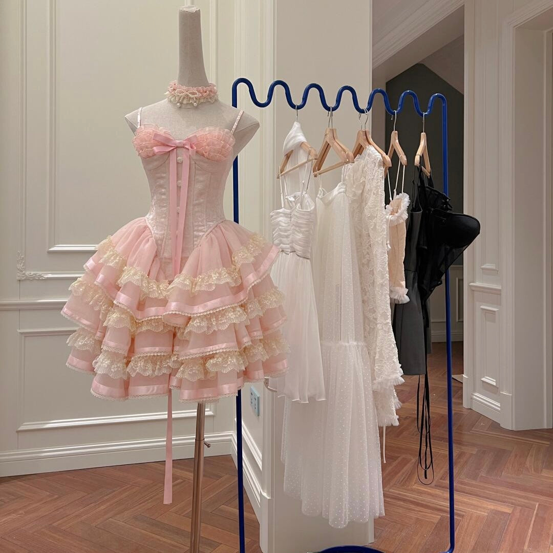 Modest Ball Gown Spaghetti Straps Pink Lace Grad Dress Inspo Short Mini Formal 8th Grade Homecoming Dresses High School Hoco Court Dress Graduation Dress Cocktail Gown Birthday Outfits DH1935