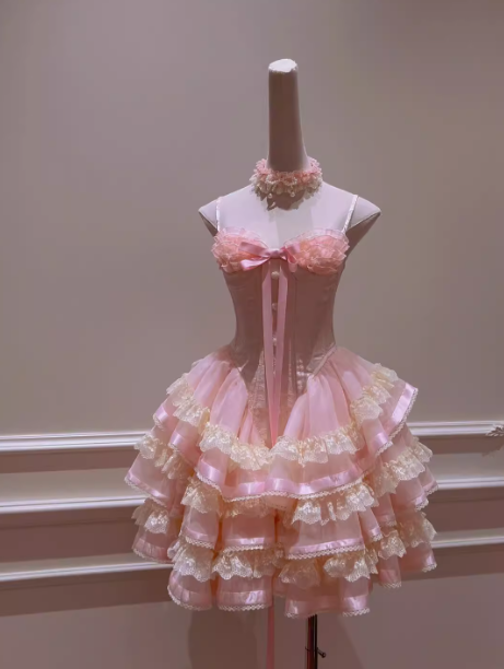 Modest Ball Gown Spaghetti Straps Pink Lace Grad Dress Inspo Short Mini Formal 8th Grade Homecoming Dresses High School Hoco Court Dress Graduation Dress Cocktail Gown Birthday Outfits DH1935