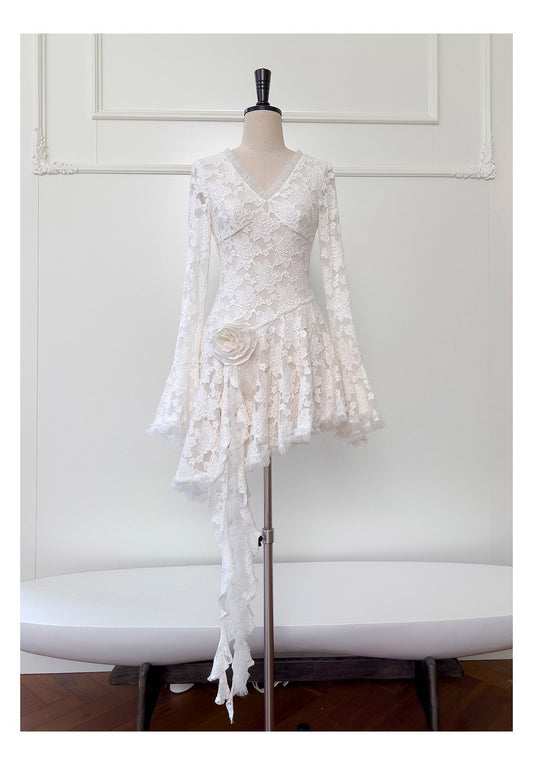 Pretty A Line V Neck Lace White Grad Dress Inspo Short Mini Formal 8th Grade Homecoming Dresses High School Hoco Court Dress Graduation Dress Cocktail Birthday Outfits DH1936