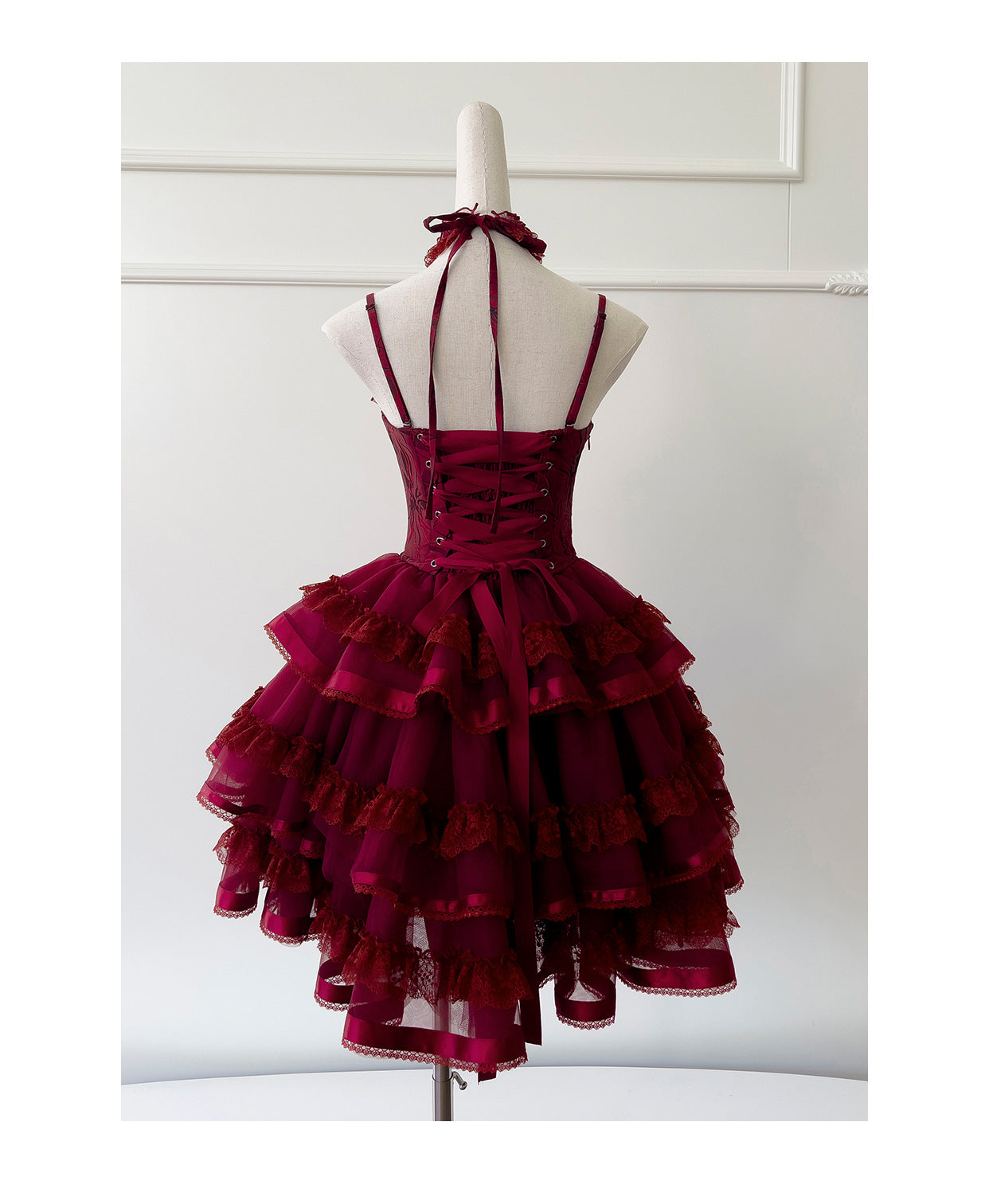 Modest Ball Gown Spaghetti Straps Burgundy Lace Grad Dress Inspo Short Mini Formal 8th Grade Homecoming Dresses High School Hoco Court Dress Graduation Dress Cocktail Gown Birthday Outfits DH1938