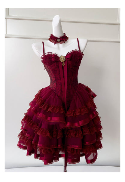 Modest Ball Gown Spaghetti Straps Burgundy Lace Grad Dress Inspo Short Mini Formal 8th Grade Homecoming Dresses High School Hoco Court Dress Graduation Dress Cocktail Gown Birthday Outfits DH1938