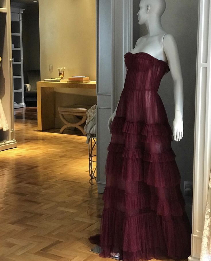Glamorous A line Sweetheart Sleeveless Tulle Burgundy Long Evening Party Gowns Evening Special Formal Dresses Prom Dress DH198