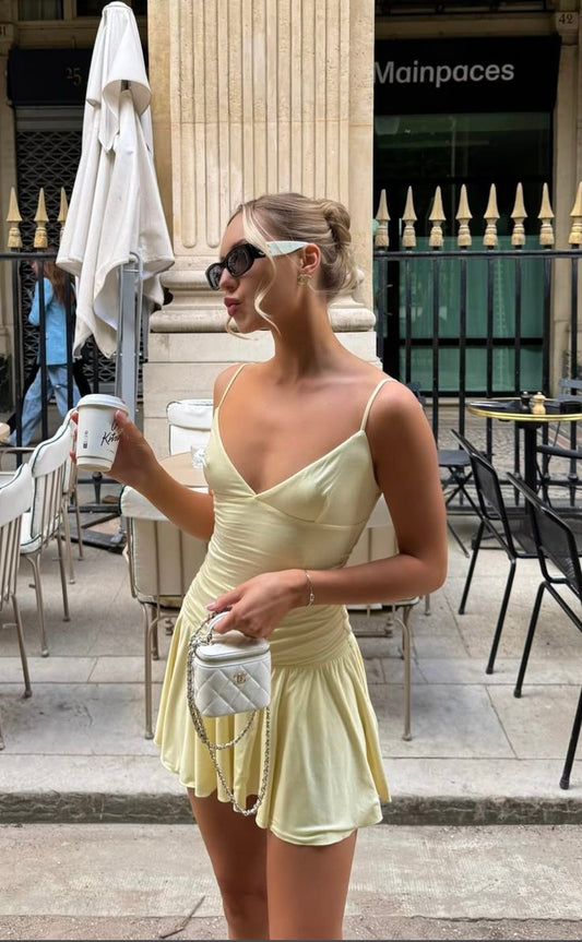 Simple A Line Spaghetti Straps Yellow Summer Short Mini Formal 8th Grade Homecoming Dresses Middle School Short Birthday Gowns Graduation Dress Hoco Outfits DH2023