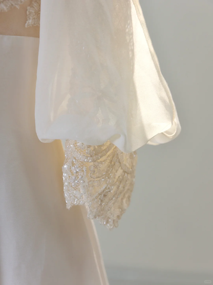 Romantic Wedding Gown Bridal Dress A Line Square Neck Satin Wedding Dress Ivory Wedding Dresses Modest Wedding Gowns DH2038