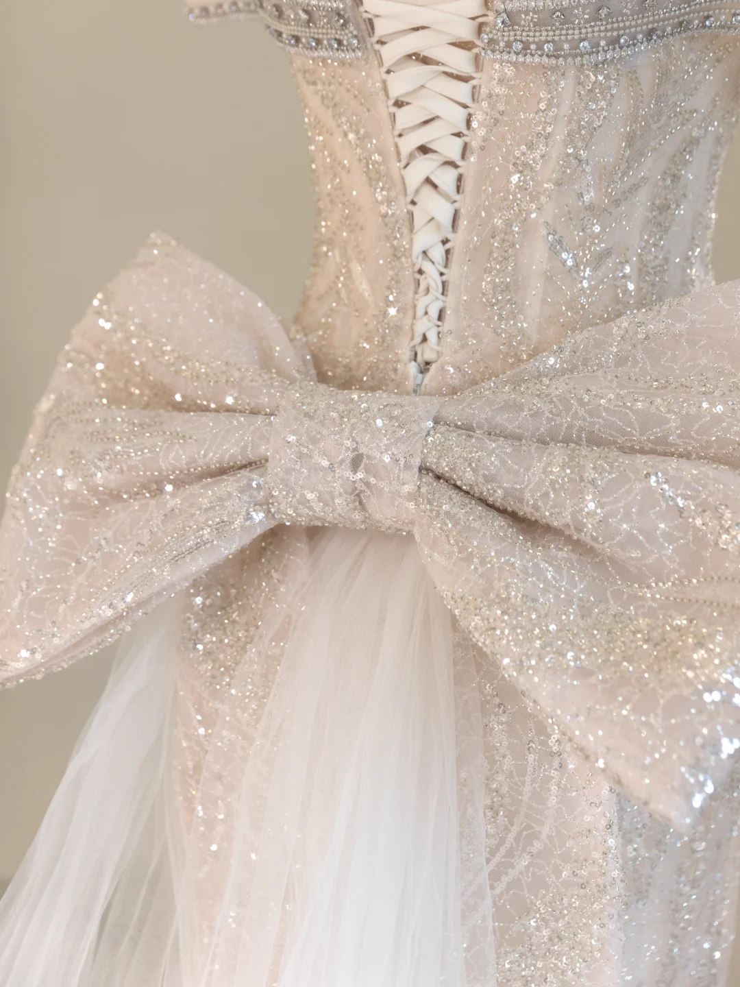 Unique Wedding Dress Mermaid Off The Shoulder Sequin Long Wedding Dresses Bridal Gowns DH2060