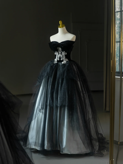 Pretty Ball Gown Strapless Black Tulle Long Lace Quinceanera Dress Formal Gowns Sweet 17 Dresses Vestido De 15 Anos Sweet 16 Dress DH2064