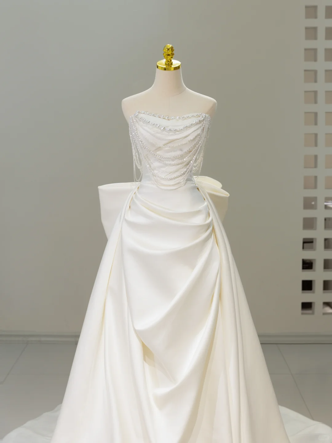 Timeless Bridal Dress Mermaid Sweetheart Satin White Long Wedding Dress Boho Wedding Dresses Modest Wedding Gowns DH2066