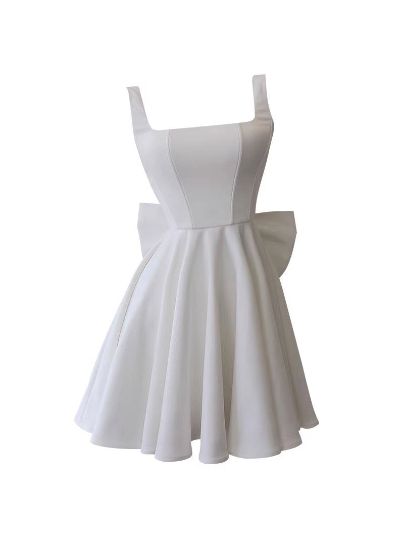 Modest A Line Square Neck White Formal 8th Grade Homecoming Dresses Middle School Short Birthday Gowns Graduation Dress Hoco Outfits DH2124