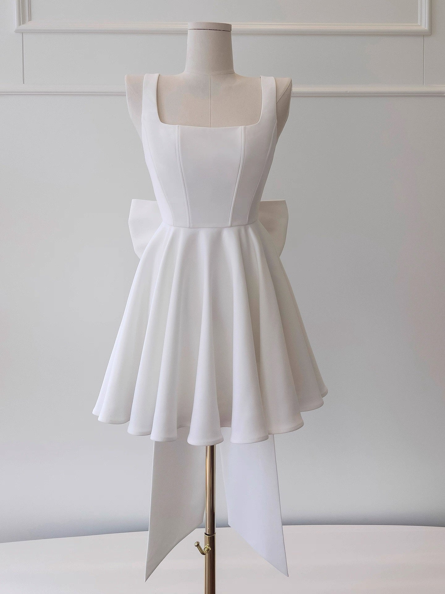 Modest A Line Square Neck White Formal 8th Grade Homecoming Dresses Middle School Short Birthday Gowns Graduation Dress Hoco Outfits DH2124