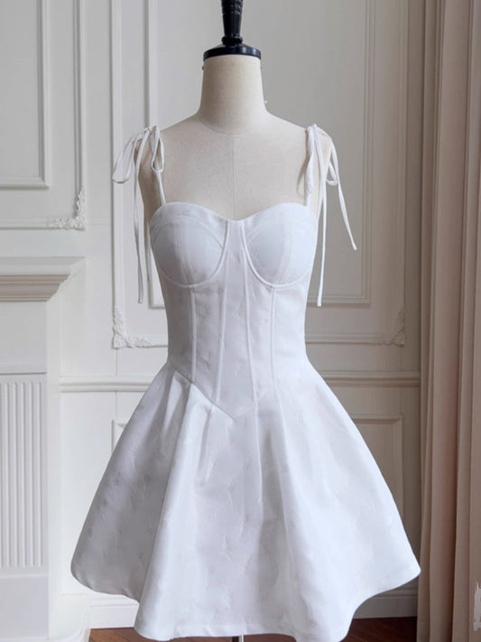 Modest A Line Spaghetti Straps White Satin Short Formal Homecoming Dress Middle School Short 20th Birthday Outfits Graduation Dress Cocktail Dresses DH2197