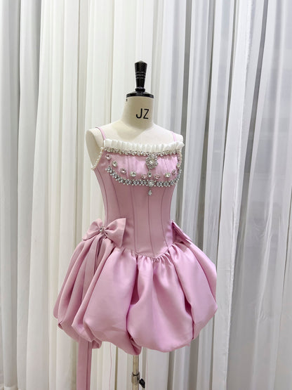 Modest Ball Gown Spaghetti Straps Satin Red Short Formal Homecoming Dress Middle School Short 20th Birthday Outfits Graduation Dress Cocktail Dresses DH2293