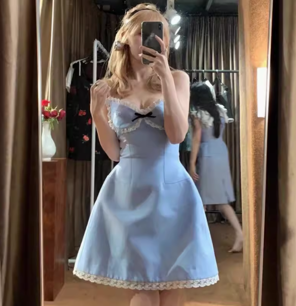 Pretty A Line Spaghetti Straps Blue Lace Short Formal Homecoming Dresses Middle School Short 21st Birthday Outfits Graduation Dress Mini Cocktail Dresses DH2299