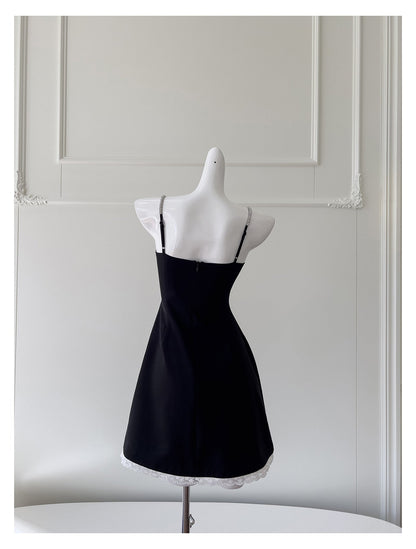 Pretty A Line Spaghetti Straps Black Satin Short Formal Homecoming Dresses Middle School Short 21st Birthday Outfits Graduation Dress Mini Cocktail Dresses DH2300