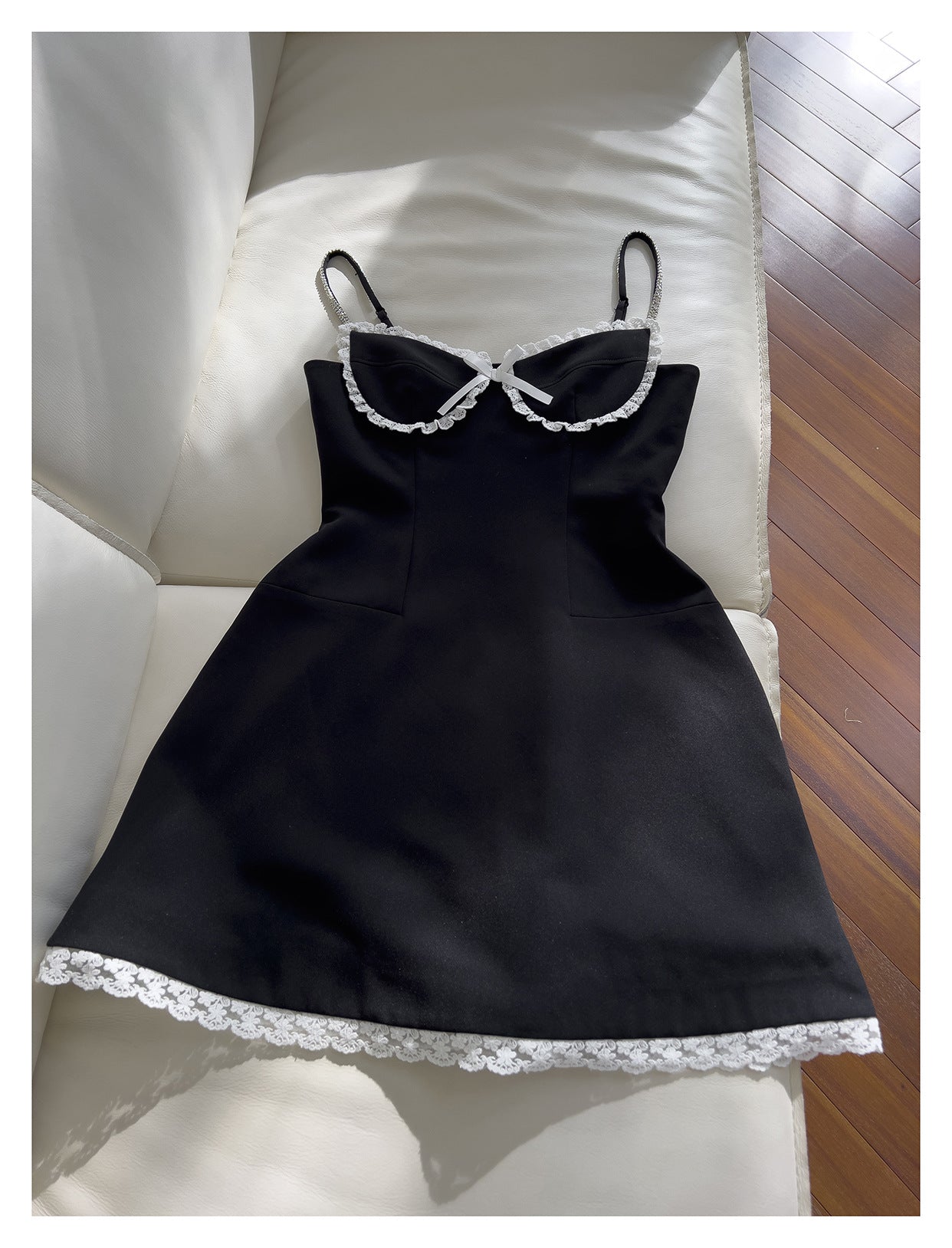 Pretty A Line Spaghetti Straps Black Satin Short Formal Homecoming Dresses Middle School Short 21st Birthday Outfits Graduation Dress Mini Cocktail Dresses DH2300