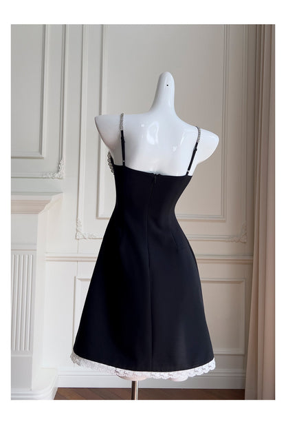 Pretty A Line Spaghetti Straps Black Satin Short Formal Homecoming Dresses Middle School Short 21st Birthday Outfits Graduation Dress Mini Cocktail Dresses DH2300