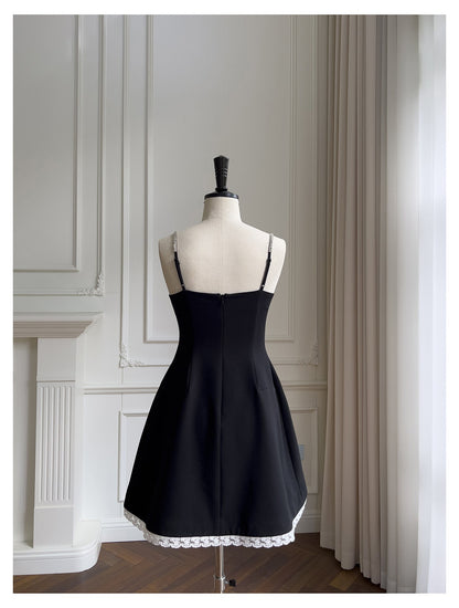 Pretty A Line Spaghetti Straps Little Black Dress Satin Short Formal Homecoming Dresses Middle School Short 21st Birthday Outfits Graduation Dress Mini Cocktail Dresses DH2301