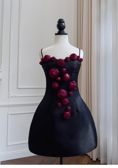 Pretty Ball Gown Spaghetti Straps Little Black Dress Formal Homecoming Dresses Middle School Short 21st Birthday Outfits Graduation Dress Mini Cocktail Dresses DH2305