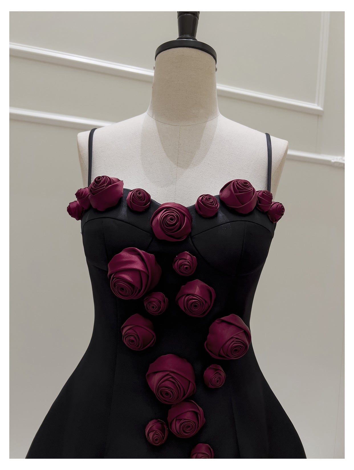 Pretty Ball Gown Spaghetti Straps Black Short Formal Homecoming Dresses Middle School Short 21st Birthday Outfits Graduation Dress Mini Cocktail Dresses DH2304