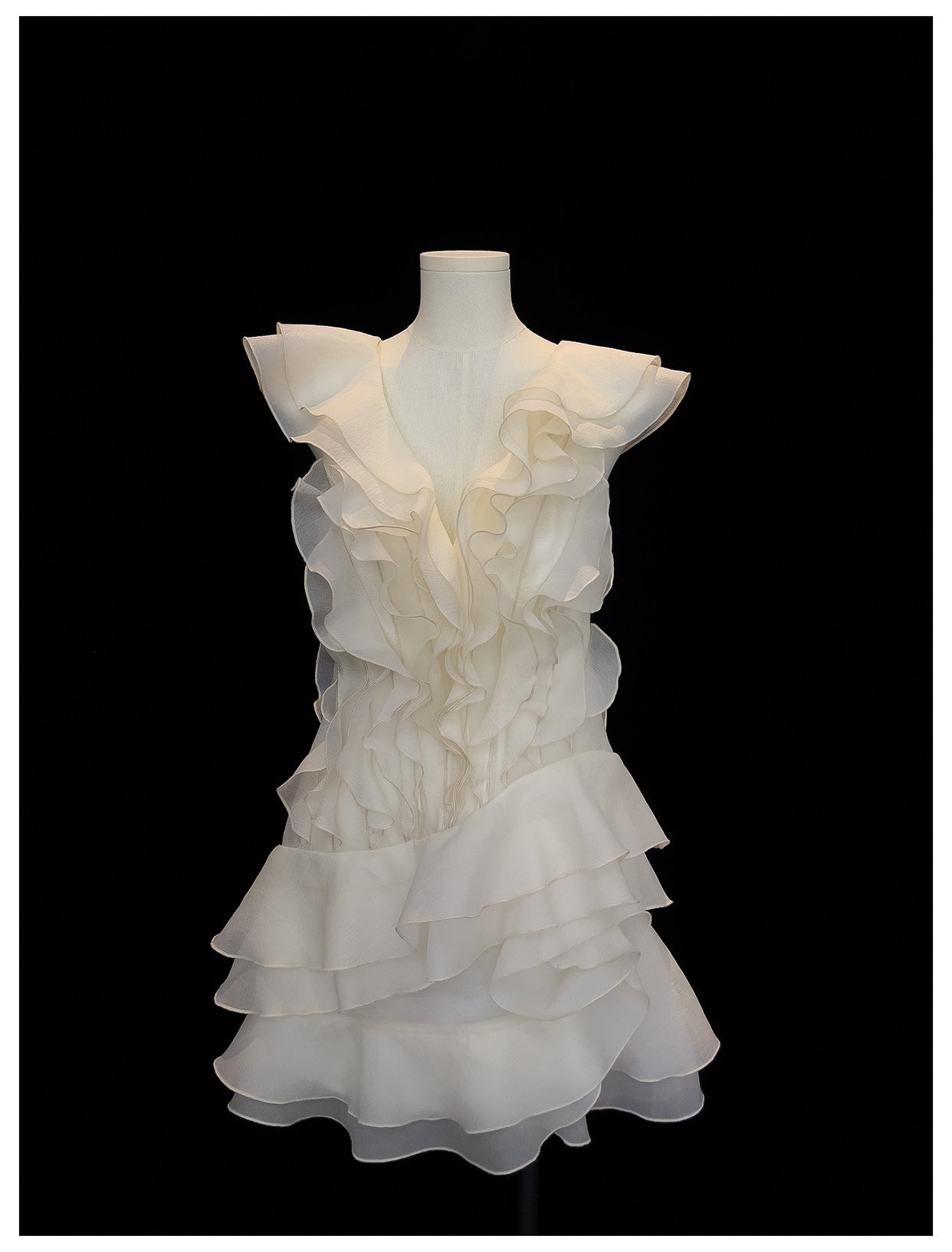 Pretty A line V Neck Ivory Chiffon Short Formal Homecoming Dresses Middle School Short 21st Birthday Outfits Graduation Dress Mini Cocktail Dresses DH2306