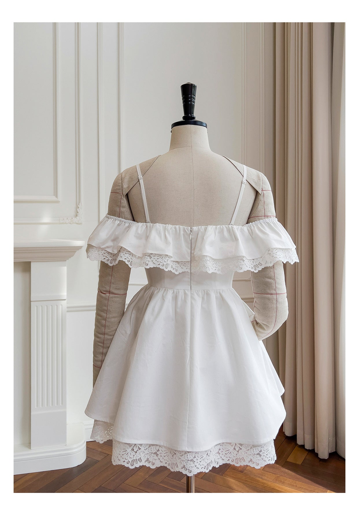 Pretty A line Off The Shoulder White Short Formal Homecoming Dresses Middle School Short 21st Birthday Outfits Graduation Dress Mini Cocktail Dresses DH2308