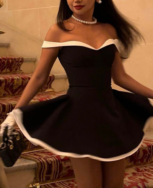 Pretty A line Off The Shoulder Black Formal Homecoming Dresses Short 21st Birthday Outfits Graduation Dress Mini Cocktail Dresses DH2355